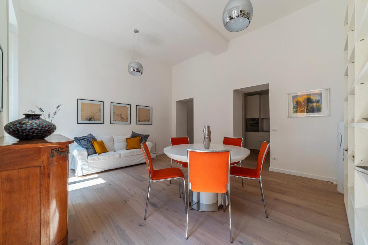 Termini & Acquario Romano Bright Apartment エクステリア 写真